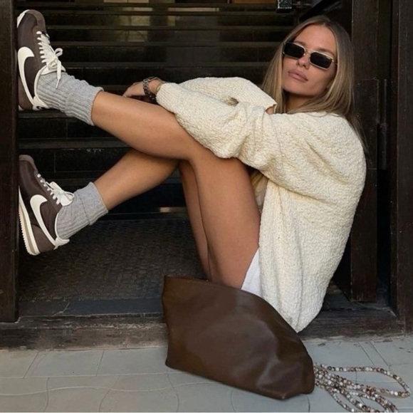 Nike Cortez brown 7.5 - Picture 1 of 2